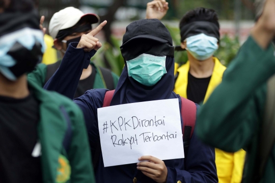 Aksi Mahasiswa Tolak Pelemahan KPK