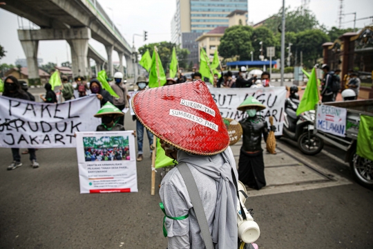 Aksi Rukun Tani Sumberejo Pakel Demo Minta Keadilan di Mabes Polri