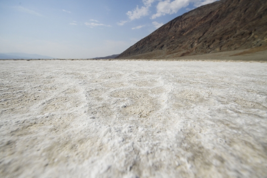 Ekstrem, Suhu di Dataran Garam Death Valley Capai 54 Derajat Celcius