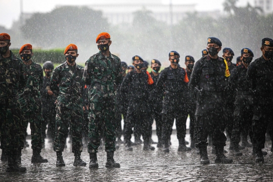 TNI-Polri Gelar Apel Pengetatan PPKM Mikro di Jakarta