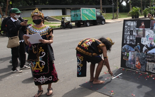 Aksi Tolak Revisi UU Minerba di Jakarta