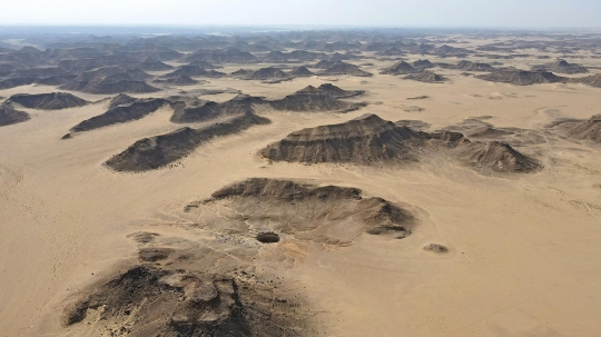 Penampakan Sumur Neraka di Yaman