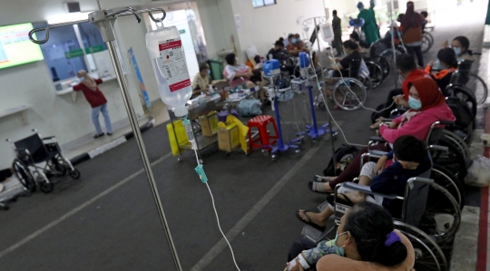 RSUD Cengkareng Kewalahan Hadapi Lonjakan Pasien Covid-19