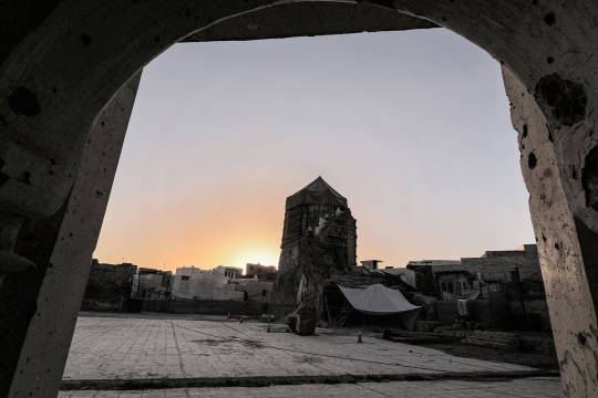 Mengunjungi Masjid Agung Al-Nuri yang Dihancurkan ISIS di Mosul