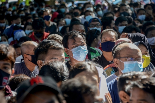 Padatnya Vaksinasi Covid-19 di Denpasar