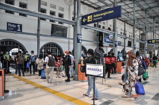 Pembatasan Perjalanan Kereta Api Selama PPKM Darurat