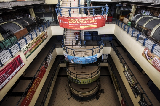 Pasar Cipulir Ditutup Selama PPKM Darurat