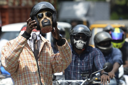 Seramnya Cara Polisi India Kampanye Keselamatan Berkendara