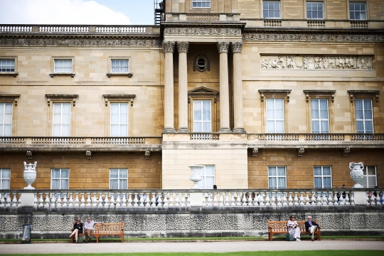 Serunya Piknik di Istana Buckingham