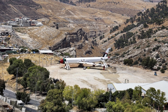Pria Palestina Sulap Pesawat Boeing 707 Jadi Restoran