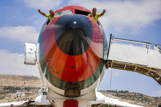 Pria Palestina Sulap Pesawat Boeing 707 Jadi Restoran