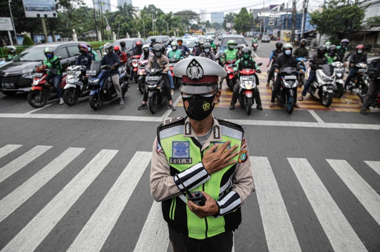 Gerakan Mengheningkan Cipta untuk Korban Covid-19