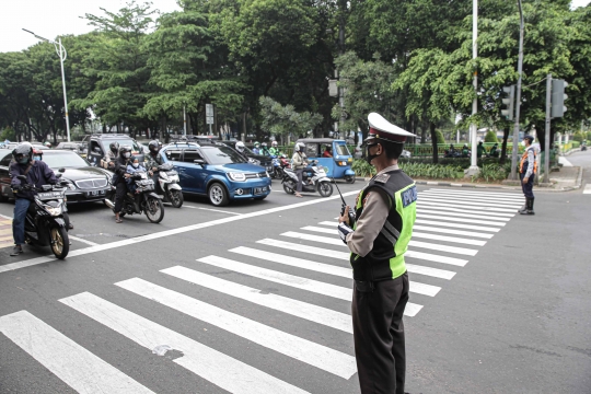 Gerakan Mengheningkan Cipta untuk Korban Covid-19