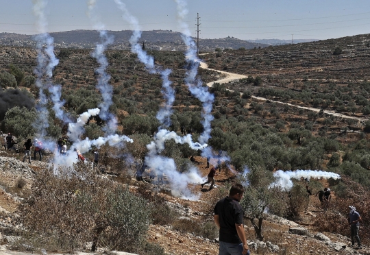 Bentrokan Warga Palestina dan Tentara Israel Kembali Pecah