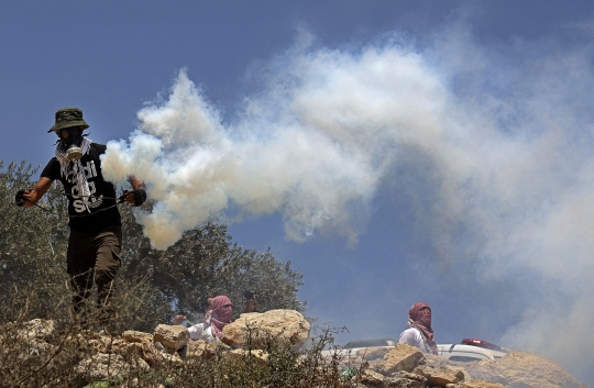 Bentrokan Warga Palestina dan Tentara Israel Kembali Pecah