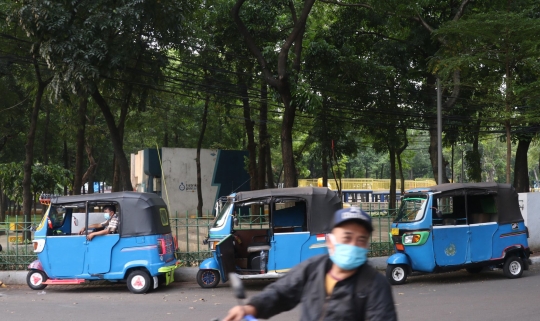 Nasib Sopir Bajaj di Tengah PPKM Darurat