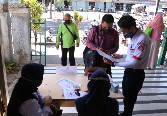 Penerapan STRP, Jumlah Penumpang KRL Turun 30 Persen