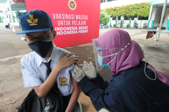 Ribuan Pelajar Ditargetkan Ikuti Vaksinasi Covid-19 di Tangerang Selatan