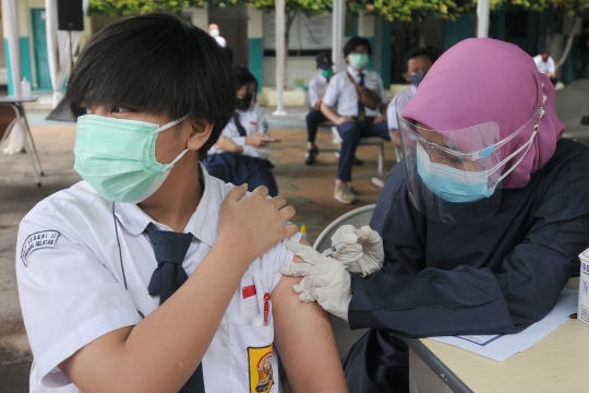 Ribuan Pelajar Ditargetkan Ikuti Vaksinasi Covid-19 di Tangerang Selatan