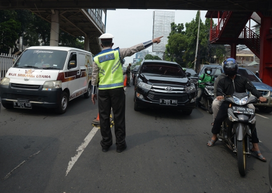 Penyekatan Kendaraan di Ibu Kota Ditambah Jadi 100 Titik