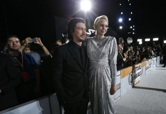 5 Aktris Cantik Hollywood yang Miliki Tinggi Badan Lebih dari 180 cm