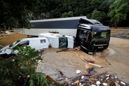 Porak-Poranda Jerman Usai Disapu Banjir