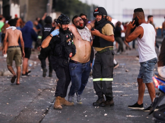 Kerusuhan Pecah Setelah PM Lebanon Mundur