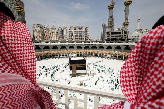 Melihat Jemaah Haji Laksanakan Tawaf Kala Pandemi