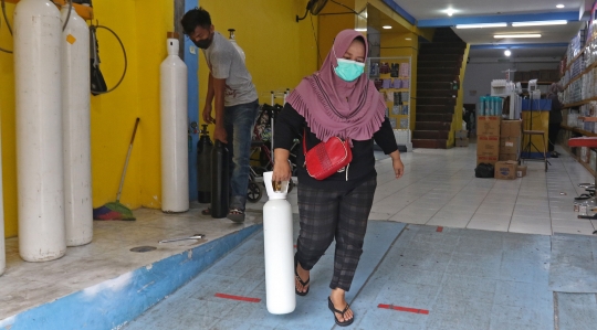 Isi Ulang Tabung Oksigen dengan Bayar Sukarela di Jakarta