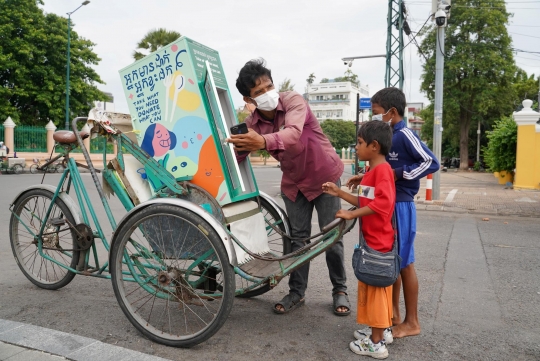 Cara Komunitas Becak Kamboja Berbagi Antar Sesama di Kala Pandemi