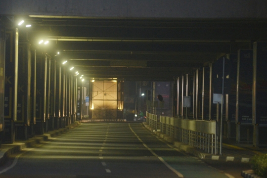 Suasana Malam Hari di Jakarta Saat Perpanjangan PPKM Darurat