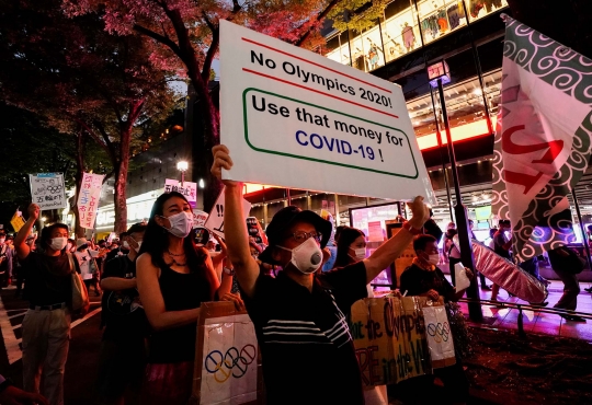 Aksi Warga Jepang Tolak Olimpiade Tokyo 2020