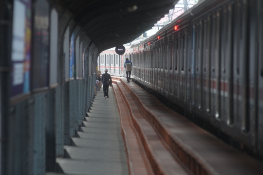 Aturan Wajib STRP Sebabkan Jumlah Penumpang KRL Menurun