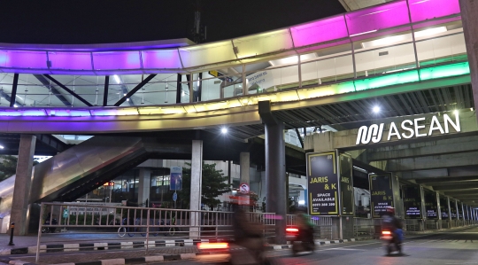 Penampakan Skybridge CSW di Kebayoran Baru