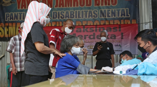 Potret Pasien ODGJ Ikut Vaksinasi Covid-19