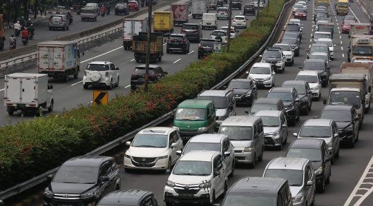 PPKM Level 4 Diperpanjang, Mobilitas di Tol Dalam Kota Meningkat