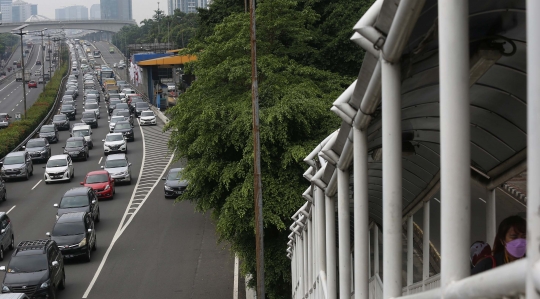 PPKM Level 4 Diperpanjang, Mobilitas di Tol Dalam Kota Meningkat