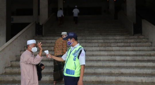 Masjid At-Tin Kembali Gelar Salat Jumat