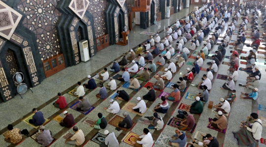 Masjid At-Tin Kembali Gelar Salat Jumat