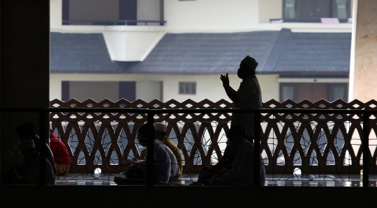 Masjid At-Tin Kembali Gelar Salat Jumat