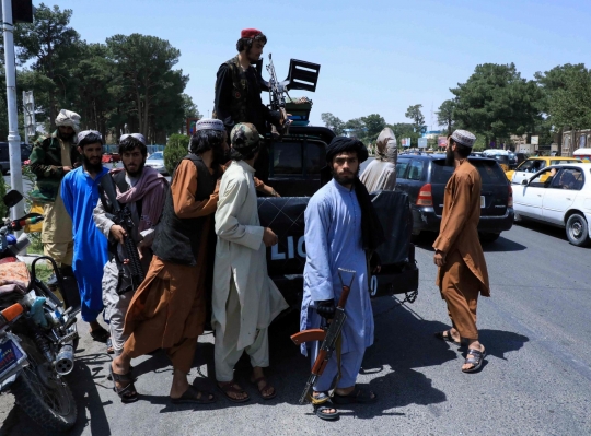 Potret Patroli Pasukan Taliban Saat Menguasai Kota Kabul di Afghanistan