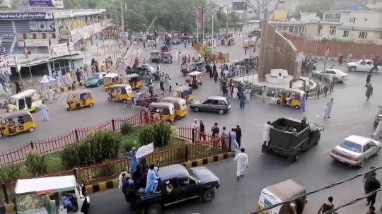 Potret Patroli Pasukan Taliban Saat Menguasai Kota Kabul di Afghanistan