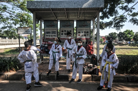 Berlatih Taekwondo di Outdoor saat Pandemi Covid-19