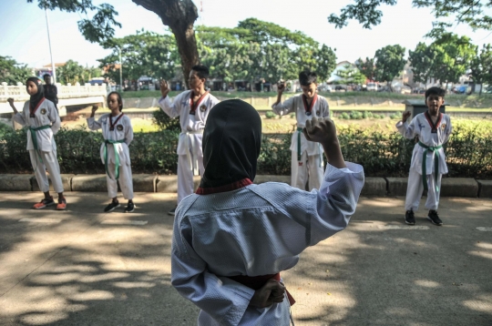 Berlatih Taekwondo di Outdoor saat Pandemi Covid-19