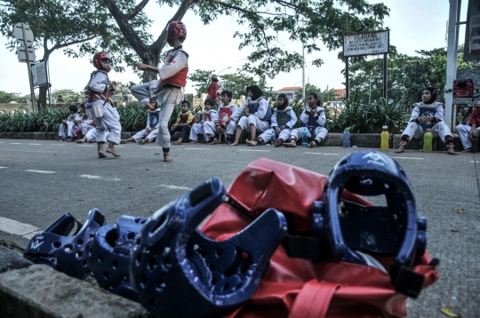 Berlatih Taekwondo di Outdoor saat Pandemi Covid-19