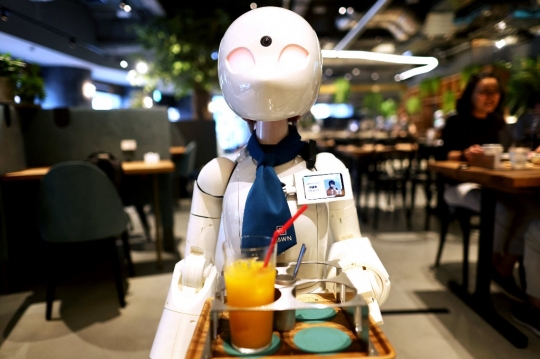 Keren, Kafe di Jepang Punya Pelayan Robot yang Dikendalikan Pekerja Disabilitas