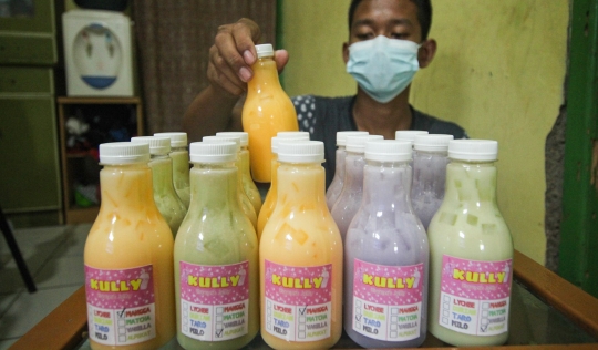 Kreatif, Pelajar Ini Berbisnis Minuman Jeli Selama PJJ