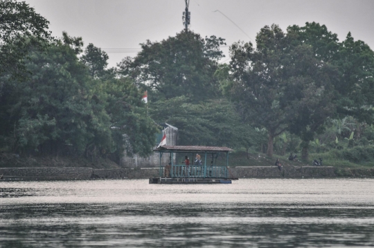 Perahu Eretan Sebagai Transportasi Alternatif