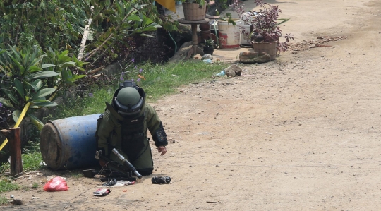 Momen Tim Gegana Ledakan Benda Diduga Bom di Bekasi