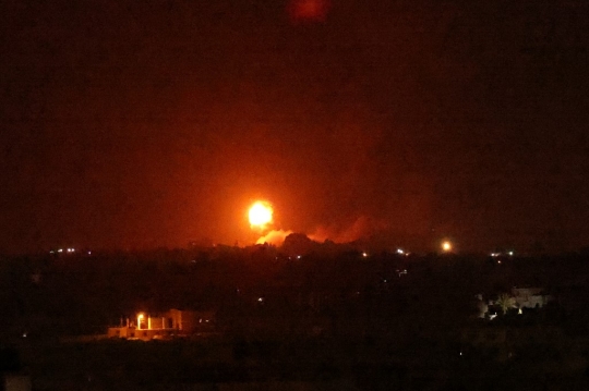 Balas Serangan Balon Api, Israel Kembali Gempur Gaza
